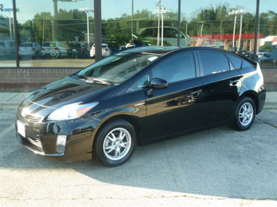 2010 TOYOTA Prius Two FWD