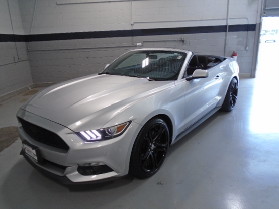2015 FORD Mustang V6 RWD